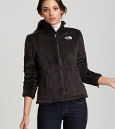 This zip-in compatible jacket By The North Face® is a perfectly plush layering piece, featuring elastic-bound cuffs and a drawcord hem for exceptional protection on brisk days.