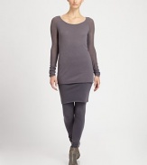 Ultra-soft cashmere, in a chic, minimal silhouette.Foldover waistbandPull-on styleAbout 18 from natural waistCashmere/nylon/elastaneDry cleanImported of Italian fabricModel shown is 5'10 (177cm) wearing US size Small. 