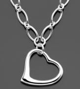 Share love with a beautiful open heart. This gorgeous open-link necklace is crafted in sterling silver by Giani Bernini. Approximate length: 16 inches. Approximate drop: 1 inch.