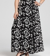 Enliven your wardrobe with this VINCE CAMUTO maxi skirt, flaunting an exotic ikat print and easy pull-on silhouette.