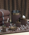 Wrapped in mocha faux leather and stitched with a contemporary circle pattern, this tissue boutique is all-around chic. Metal with a rich copper hue adds another element of sophistication to your bathroom decor.