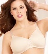 Embrace your curves with a smoothing sensation that's comfortable enough for all-day wear. This bra by Vanity Fair combines the easiness of a wireless design with the power of shapewear. Built on a banded frame, seamless sides slim your back for an ultra-smooth look under clothes. Style #71380