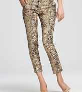 VINCE CAMUTO Cropped Snake Print Pants