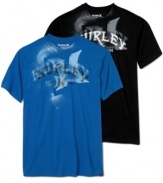 Get in on the graphic. This cool Hurley T shirt gives you the streetwise vibe you like.