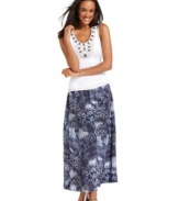 Make separates come alive in this Elementz maxi skirt, featuring a chic combination of striking tribal-inspired prints. Add a little sparkle when you pair it with metallic flats!