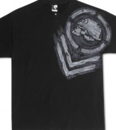 Push the limits of style. This tee from Metal Mulisha will a fearsome favorite.