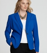 VINCE CAMUTO One Button Blazer