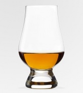 A beautiful set destined for a permanent spot in your home bar, crafted with full bowls that tapers at the rim to enhance the color, body, aroma, taste and finish of your favorite whiskey. 6-ounce capacity 4½ high Dishwasher safe Imported 