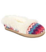 Keep her nice and toasty with a pair of faux-fur trimmed slippers from Roxy.