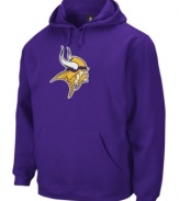 Take a page from your favorite team's playbook and toss on this Minnesota Vikings fleece sweatshirt when you're heading to the game.