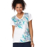 A tropical-inspired graphic lends a sunny vibe to this Style&co. Sport tee.