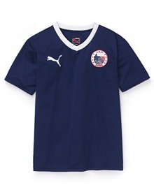 Is he a team player? The USA tee from PUMA brings classic sporty style with choice accents, like the banded v neckline and team crest patch at the chest.