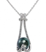 Stun them with sparkle. EFFY Collection's beautiful pendant showcases a cultured Tahitian freshwater pearl (9-9-1/2 mm) cradled by round-cut diamonds (1/4 ct. t.w.) in 14k white gold. Approximate length: 18 inches. Approximate drop: 1 inch.