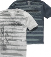 With a cool streaked graphic, this Ecko Unltd shirt instantly ups your casual style quotient.