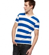 This hip v-neck t-shirt from Kenneth Cole Reaction gives your style a downtown edge.