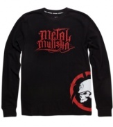 Give your casual look a jolt of urban energy with this long-sleeved shirt from Metal Mulisha.