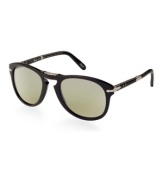 This new Steve McQueen style is a true collector's item from the Persol Roadster Collection. Featuring photochromic polarized lenses which adapt to the level of light coming in and darken accordingly, and a folding frame in three places (nose bridge, temple, half-way at the arm) to be more compact, it's a great vintage look that will have you driving with style.