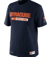 Be a part of the wave-help keep team spirit up with this Syracuse Orange NCAA basketball t-shirt from Nike.