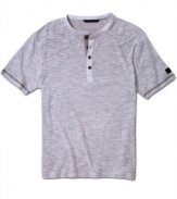 The weekend warrior meets his match. This Sean John short-sleeved henley is the perfect blend of casual and cool.