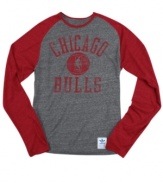 Longtime favorites. Display your Chicago Bulls pride with this throwback, vintage-style NBA shirt from adidas.