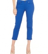 Made from a comfy stretch fabric blend that hugs your every curve, these jeans from Calvin Klein Jeans fit and flatter. The vibrant wash is the hottest look for spring, too!