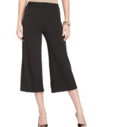 Elementz's gaucho pants are so effortless to throw on for around-town-wear. Casual yet sleek, these pants always look pulled-together.