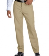 Crafted in a comfortable, updated cotton twill, these smooth John Ashford pants put a modern twist on any dressed-up look.