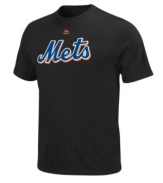 For every pitch, slide and dive, be there to represent your hometown heroes with this New York Mets T shirt from Majestic Apparel.