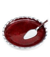 Full of surprises, this handcrafted collection of cake plates from the Simply Designz collection of serveware and serving dishes pairs sleek, polished aluminum with a fluted edge and lustrous burgundy enamel. With a coordinating server, there's no better way to enjoy dessert!