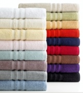 Color your world. Featuring luxurious Turkish cotton with an exceptionally soft finish, Lauren by Ralph Lauren's Carlisle bath towel outfits your space in style. Choose from an array of brilliant hues to complement your decor.