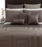 Contemporary quilting perfect for the digital age. Hotel Collection's Columns quilted sham is decidedly modern with a linear design and lustrous sheen. Zipper closure.