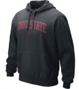 Set your team spirit soaring with this NCAA Ohio State Buckeyes hoodie from Nike.