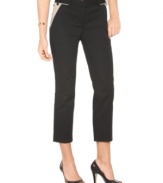 With a colorblocked inset at the sides, these two-tone T Tahari cropped trousers are perfect for a chic spring look!