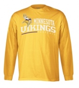 Time to get outfitted with your favorite team's gear this football season. Wear your colors with pride in this long-sleeved tee.