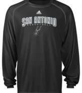 You're San Antonio Spurs' #1 fan! Show your team's spirit in this long sleeve tee by adidas made from CLIMALITE to help keep you cool and dry.