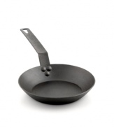 Born in the USA & born to make a difference in your kitchen. Crafted from durable carbon steel, this seasoned skillet features an easy-release oil finish that improves with use. The lightweight design works on all types of stoves, heating up quickly and evenly for impressive results with every meal.