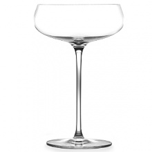 Uncommon elegance and crystal clarity complement absolutely anything you pour in. With Joies ideal balance of form and function to enhance everything from milk and cookies to a 1976 Chateau Lafite, owning them is a joy forever.