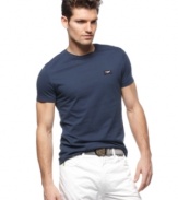 Complete your seasonal casual look with this crew neck t-shirt from Armani Jeans.