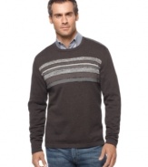 Get your look in line with the season's trends and toss on this subtly textured cotton crew neck from Alfani. (Clearance)