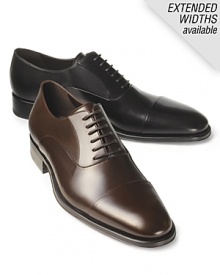 Fine, lace up loafers with stitched detail across the front cap, rounded toe. Italian leather heel with slight heel.