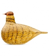 Plumes of warm amber and chestnut bring iittala's Summer Grouse to life. First hatched in 1972 by artist Oiva Toikka, the fanciful Birds collection captures the nuances of each creature in beautiful mouth-blown glass.