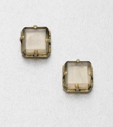 A simply chic piece with a faceted cube bead set in a goldtone setting. EpoxyGoldtone brassSize, about .59Post backImported 