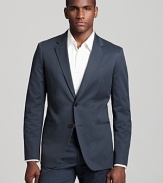 A streamlined sport coat that easily transitions from the office to evening, this Theory blazer ups the style factor while maintaining comfort.