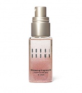 Featured in Bobbi's Miami Collection, Beach Shimmering Fragrance Oil combines pretty shimmer and the scent of Beach Fragrance into lightweight oil, for an all-over body experience.