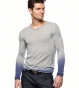 The color layering of this v-neck shirt from Armani Jeans sets chill tone to match your laid back vibe.