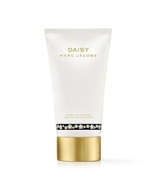 First at Bloomingdale's. Be among the first to have Daisy Marc Jacobs. Daisy Marc Jacobs Bubbly Shower Gel creates a soothing, rich lather that rinses easily from the skin. Refreshes and conditions while leaving skin cleansed and fragrant.