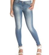 Take your denim look to the extreme. Intense fading brings major pop power to Levi's 535 denim leggings!