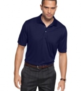 Take the best approach. Get ready to have a great game with this Greg Norman shirt designed for comfort on the course.