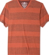 Put a new twist in your look with the inside stripes on this American Rag t-shirt.