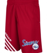 These 76ers basketball shorts from adidas provide full-court fashion.